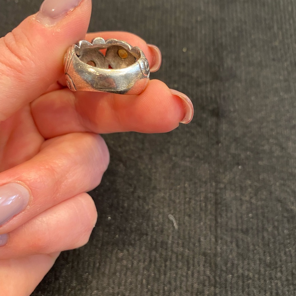 Sterling Silver Scroll Design Ring With Peridot C… - image 2